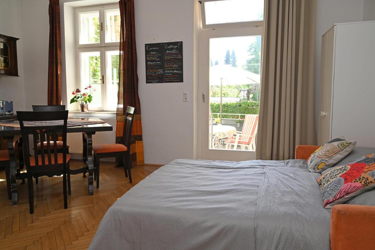 Das Karawankenplatz! Haus Der Geschenke-Carinthia Apartment Velden am Woerthersee Luaran gambar